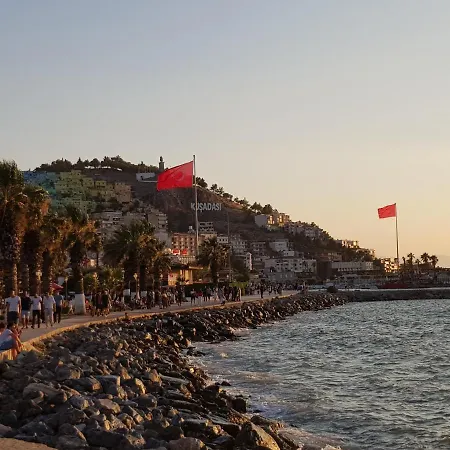 Esin Sitesi Kusadasi Apartamento *